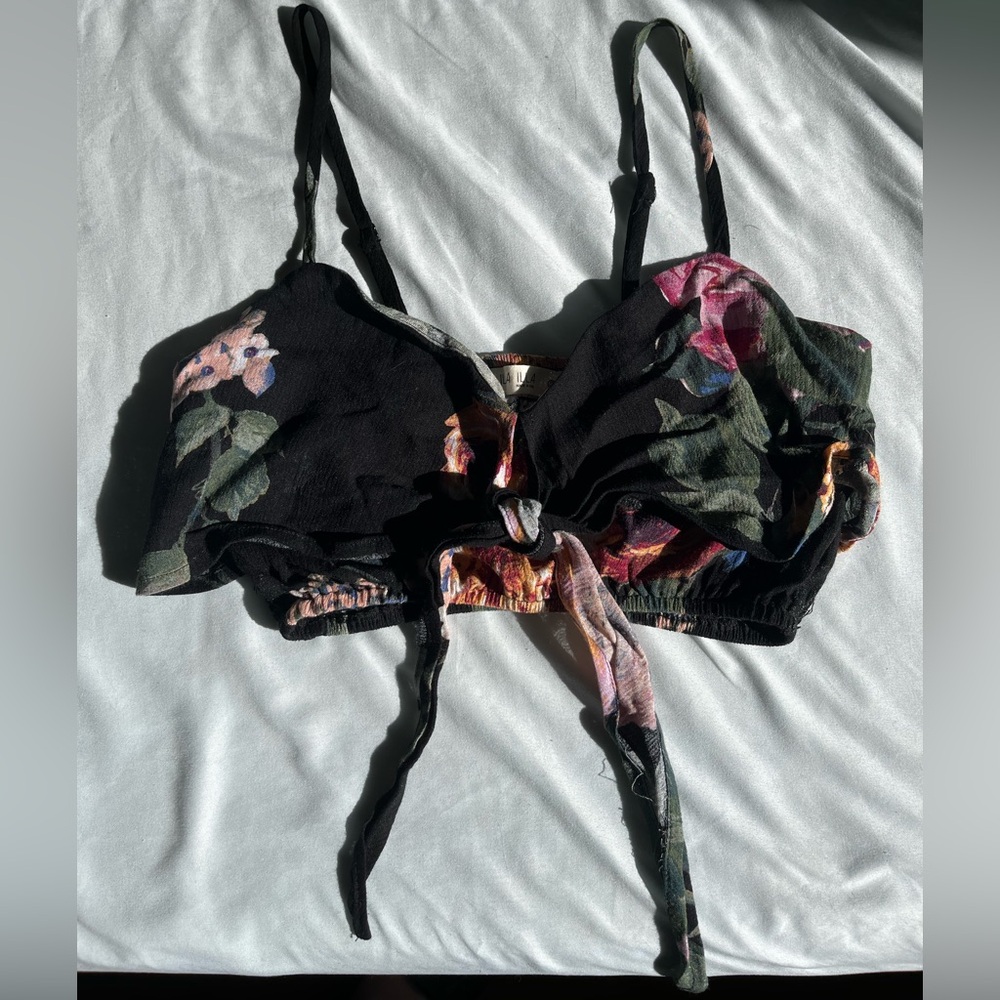 ILLA ILLA Small Black Floral Tie-Front Bralette